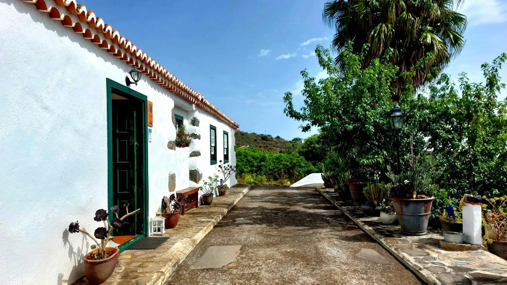 Eloina Villa Barlovento